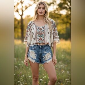 American Eagle Hi Rise Festival Shorts Women’s Size 4 Denim Distressed Cotton